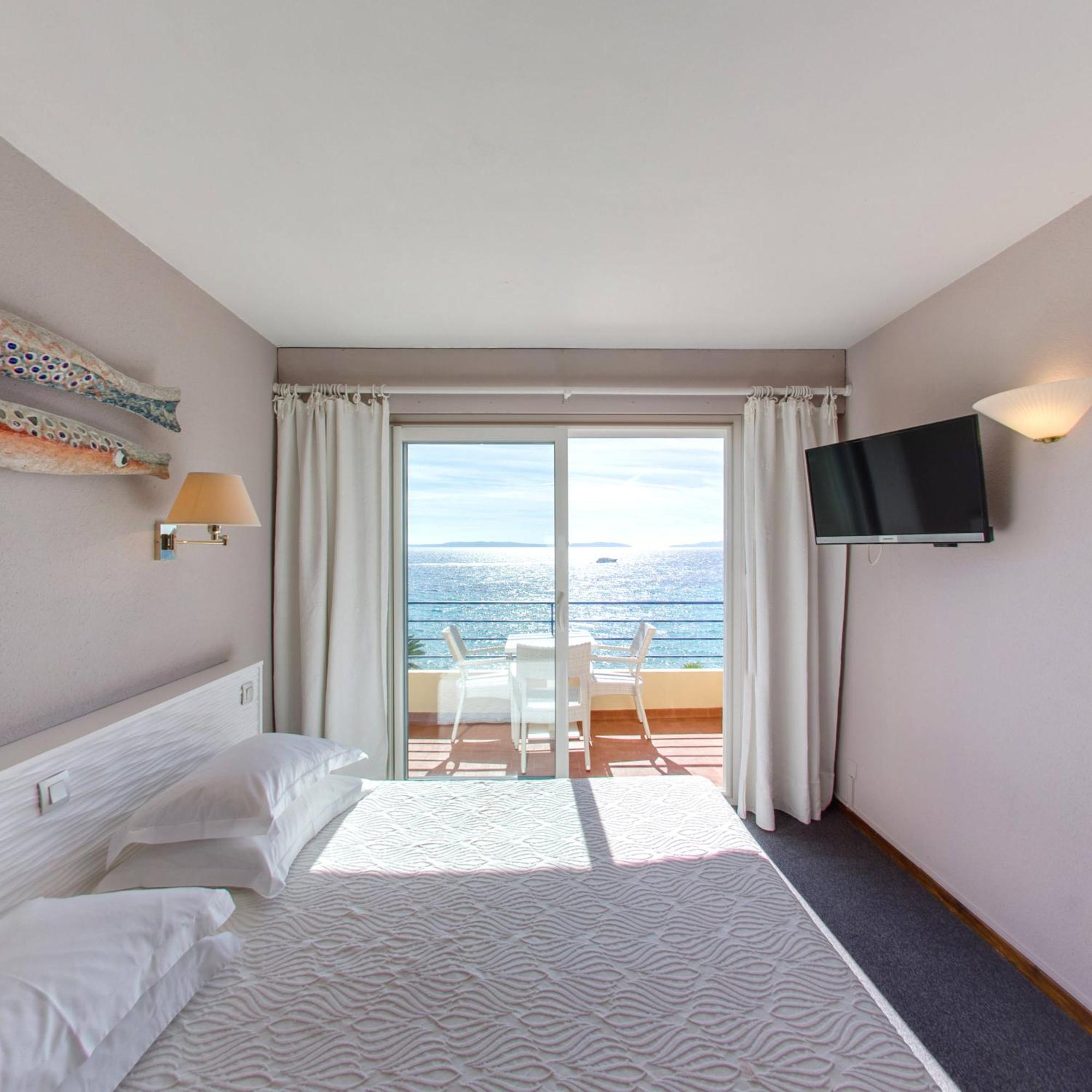 Grand Hotel Moriaz Le Lavandou Exteriér fotografie